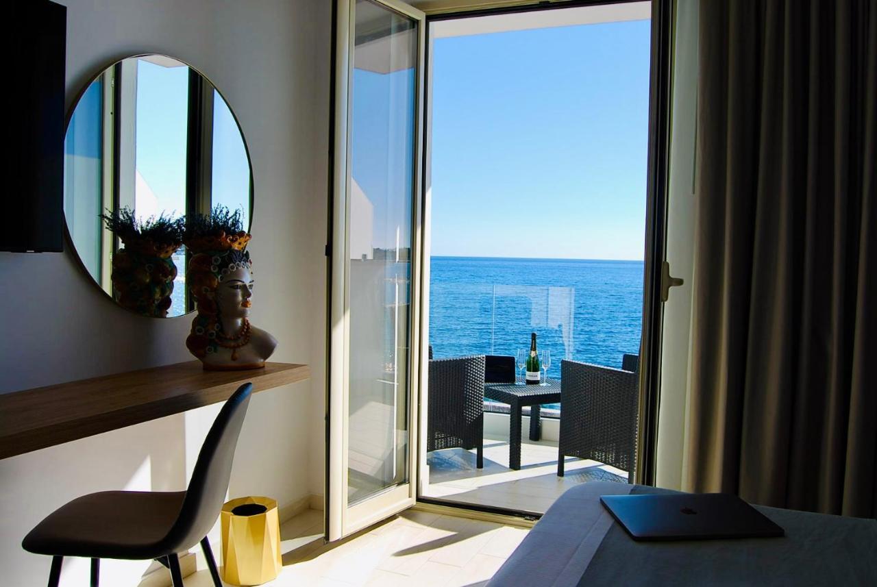 Bed and Breakfast Naxos Marina Bay Джардини-Наксос Экстерьер фото