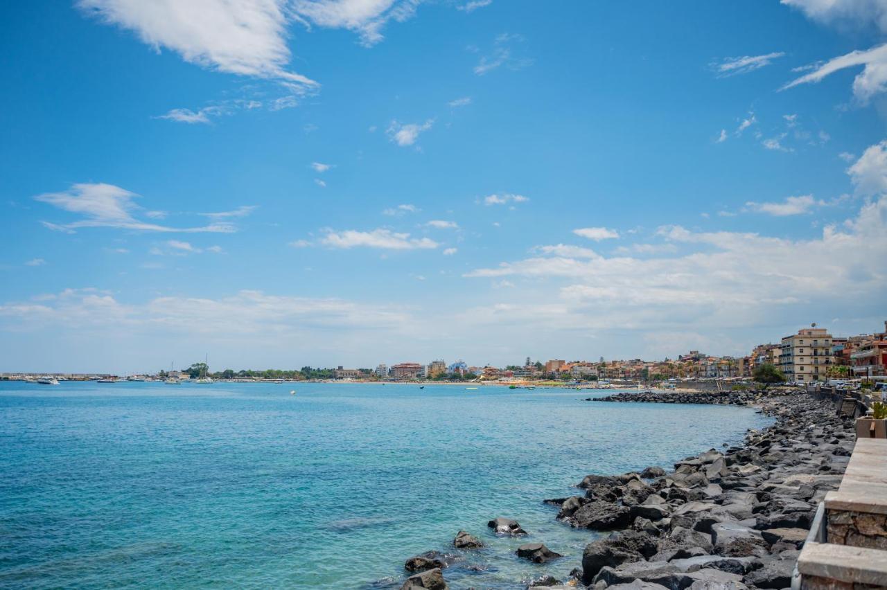 Bed and Breakfast Naxos Marina Bay Джардини-Наксос Экстерьер фото