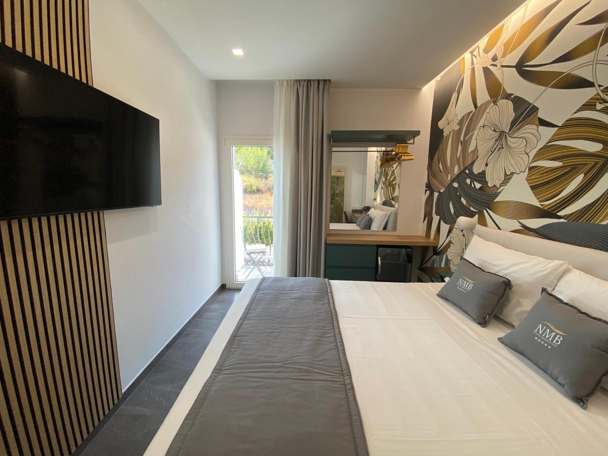 Bed and Breakfast Naxos Marina Bay Джардини-Наксос Экстерьер фото
