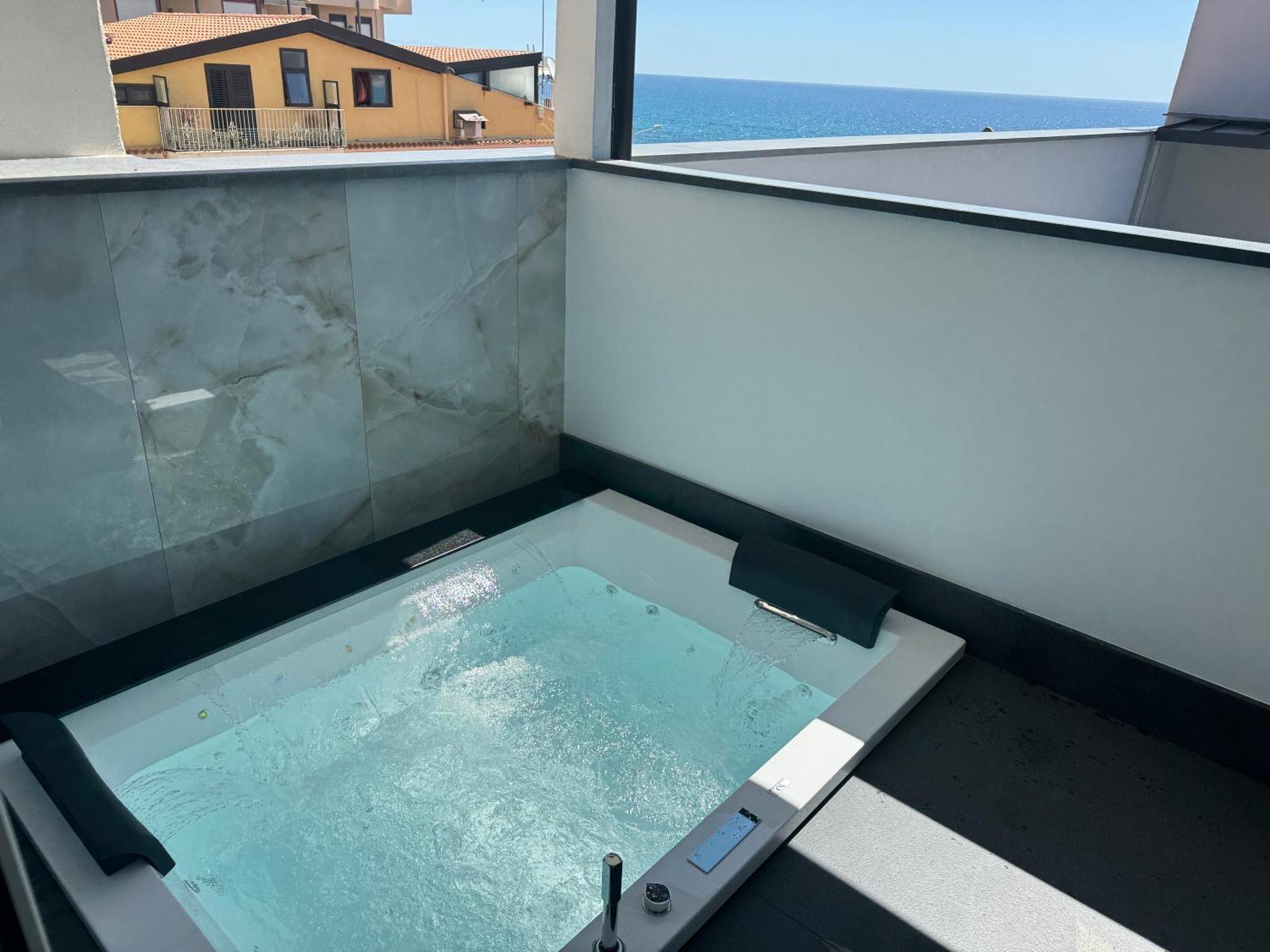Bed and Breakfast Naxos Marina Bay Джардини-Наксос Экстерьер фото